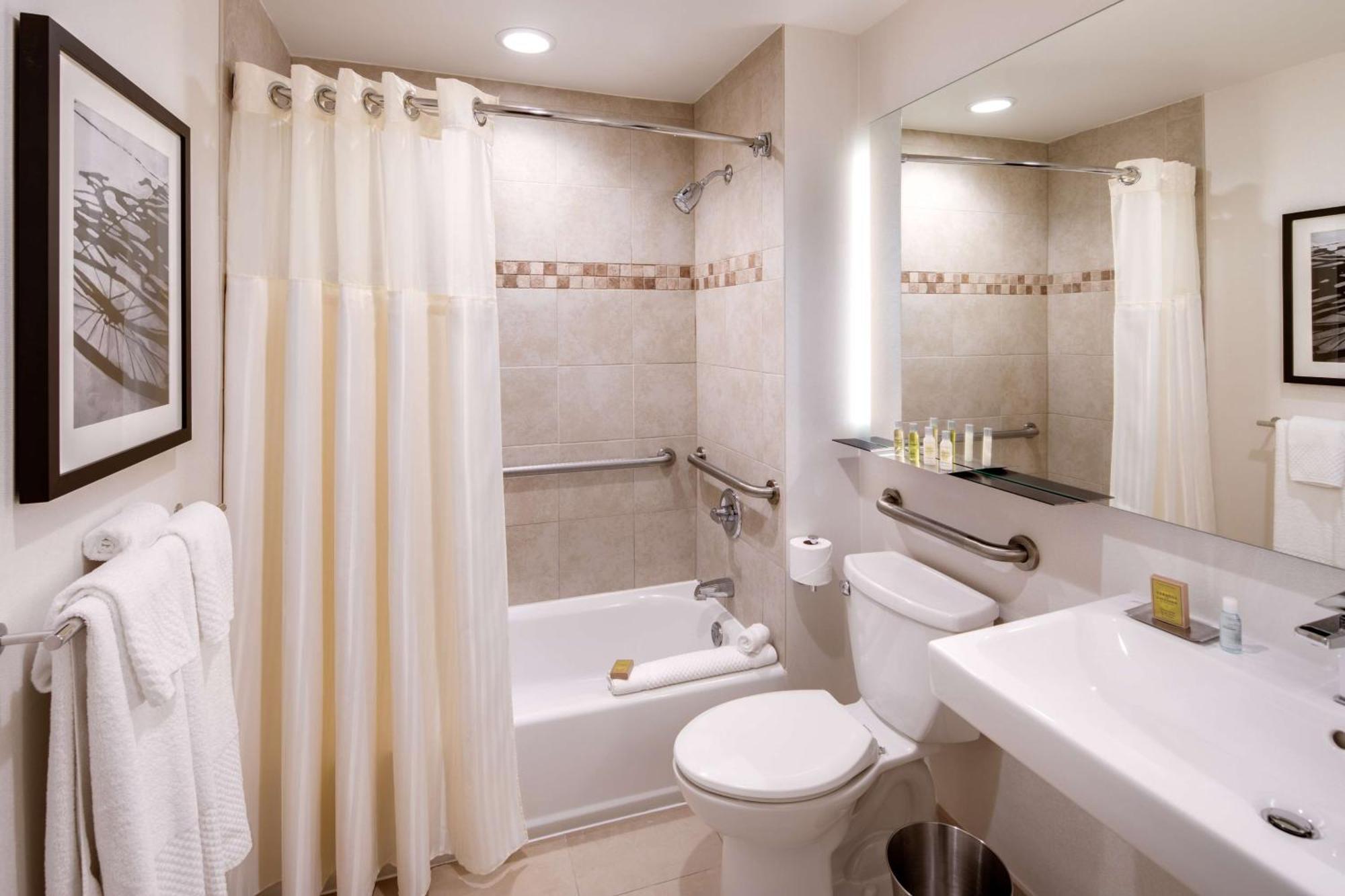 Doubletree By Hilton Hotel & Suites Jersey City Exteriör bild