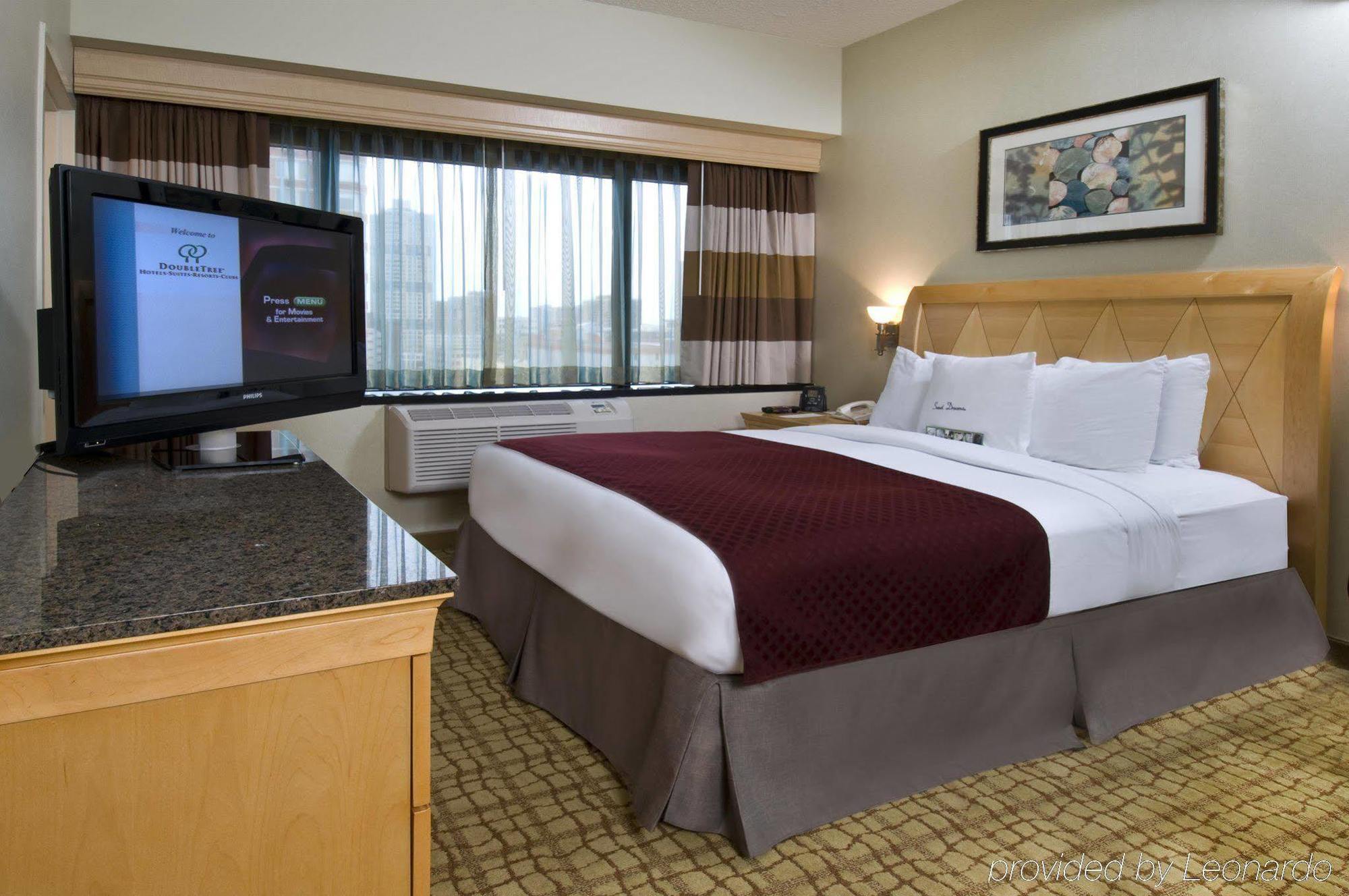 Doubletree By Hilton Hotel & Suites Jersey City Rum bild
