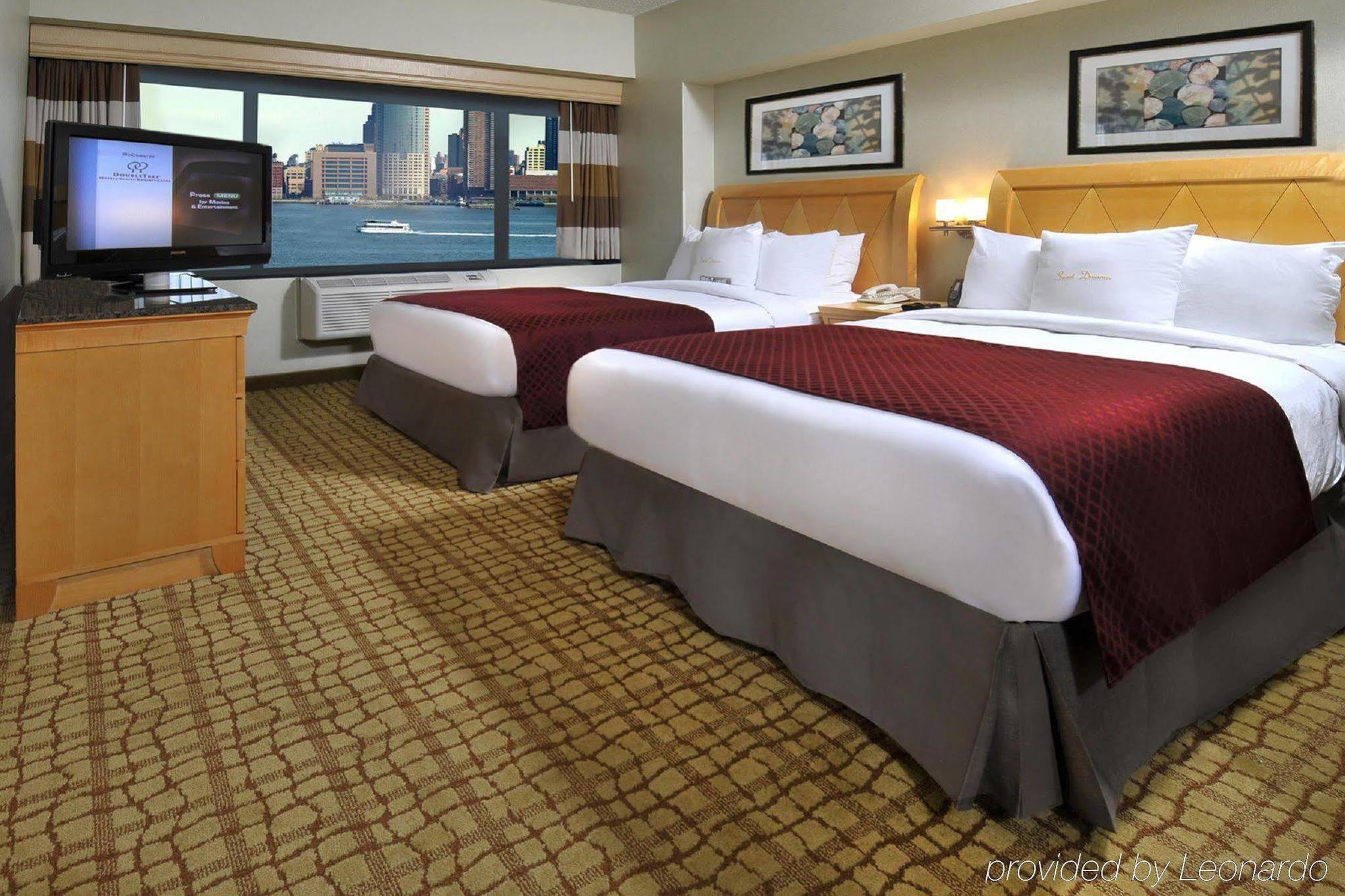 Doubletree By Hilton Hotel & Suites Jersey City Exteriör bild